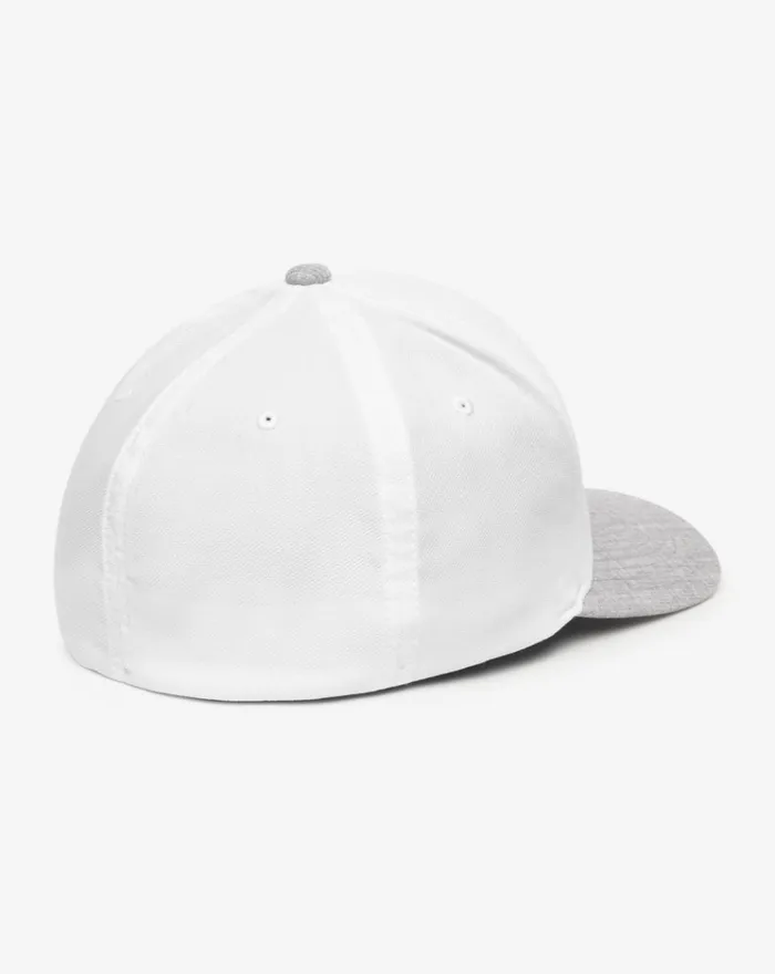 Accessories Fitted TravisMathew ONBOARD ENTERTAINMENT FITTED HAT White
