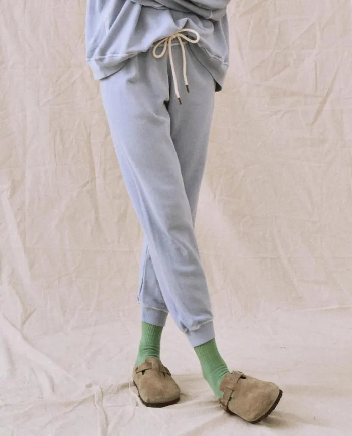 Bottoms Women039s The Great The Cropped Sweatpant Whisper Blue