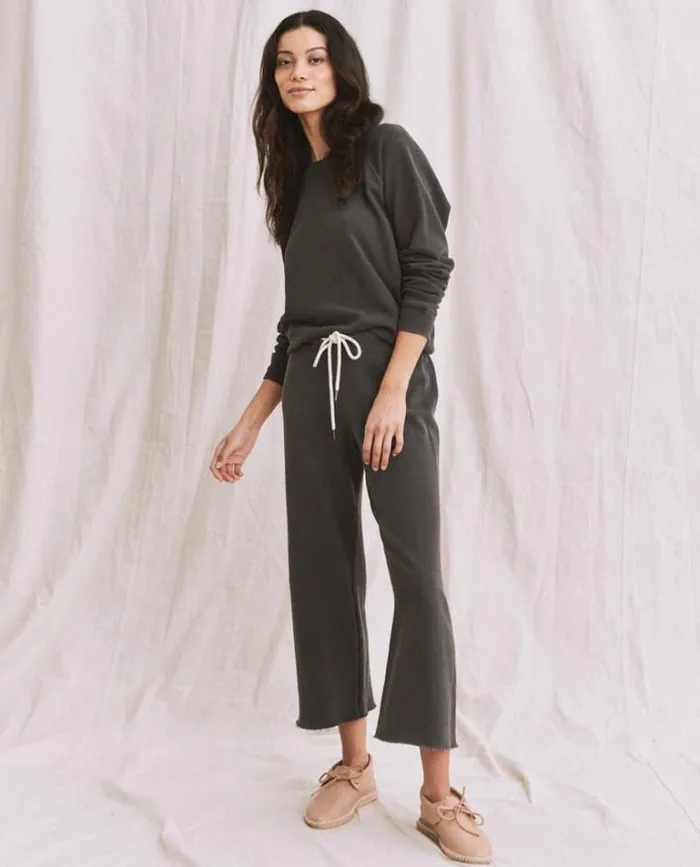 Bottoms Women039s The Great The Wide Leg Cropped Sweatpant Washed Black