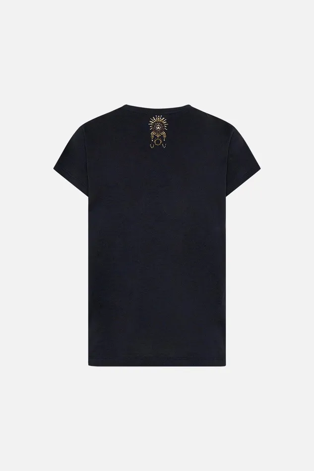 Camilla Loungewear Organic Cotton Curved Hem Fitted Tee Black Lions Mane 8211 Womens Camilla Loungewear Organic Cotton Curved Hem Fitted Tee Black Lions Mane 8211 Womens