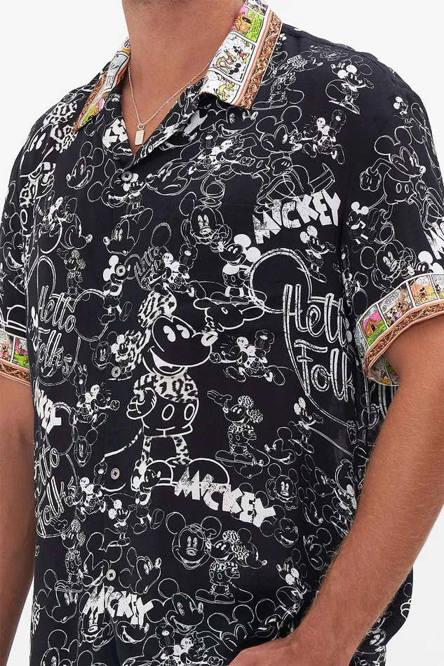 Camilla Shirts Short Sleeve Camp Collared Shirt Mickeys Kingdom 8211 Mens