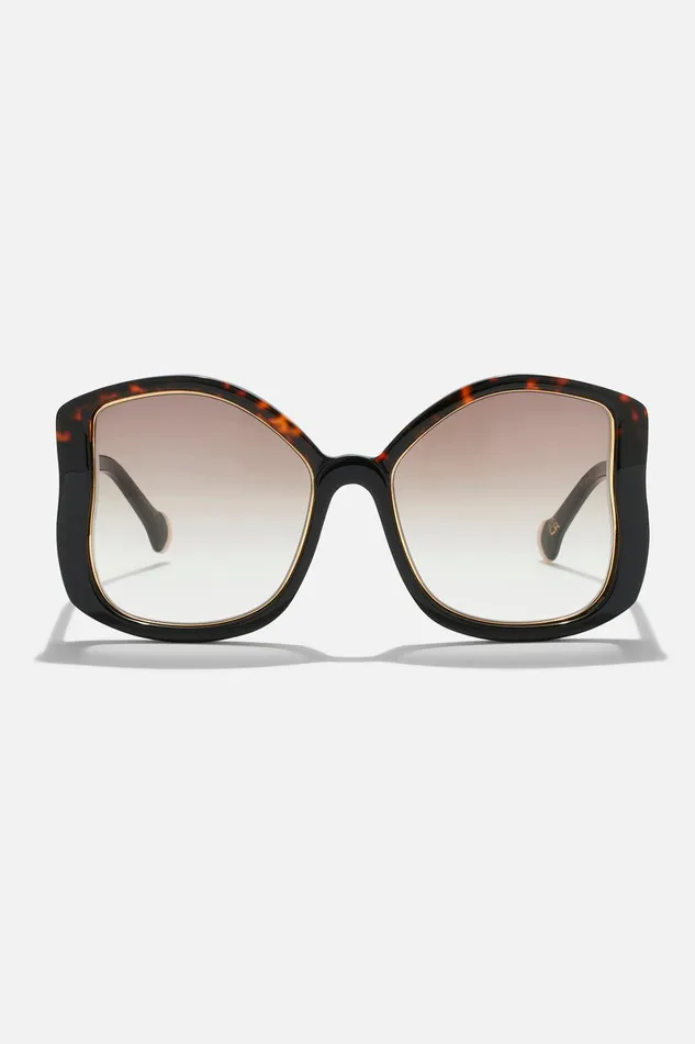 Camilla Sunglasses Social Butterfly Sunglasses Dark Tort Black 8211 Accessories