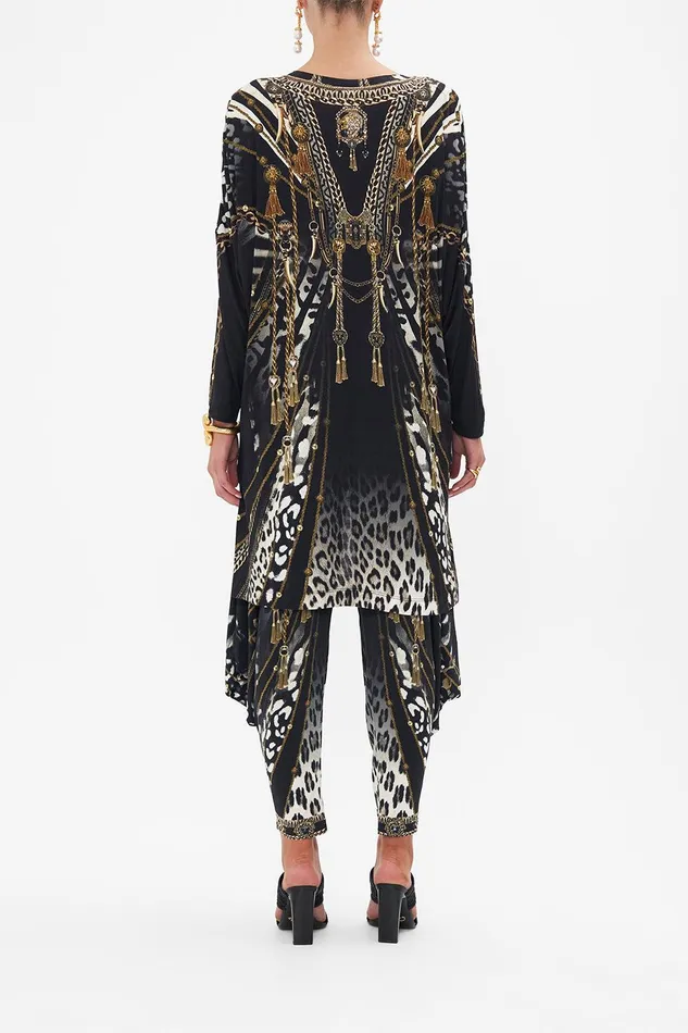 Camilla Tees Side Split Tee 8211 All Over Print Untamed Royalty 8211 Womens Camilla Tees Side Split Tee 8211 All Over Print Untamed Royalty 8211 Womens