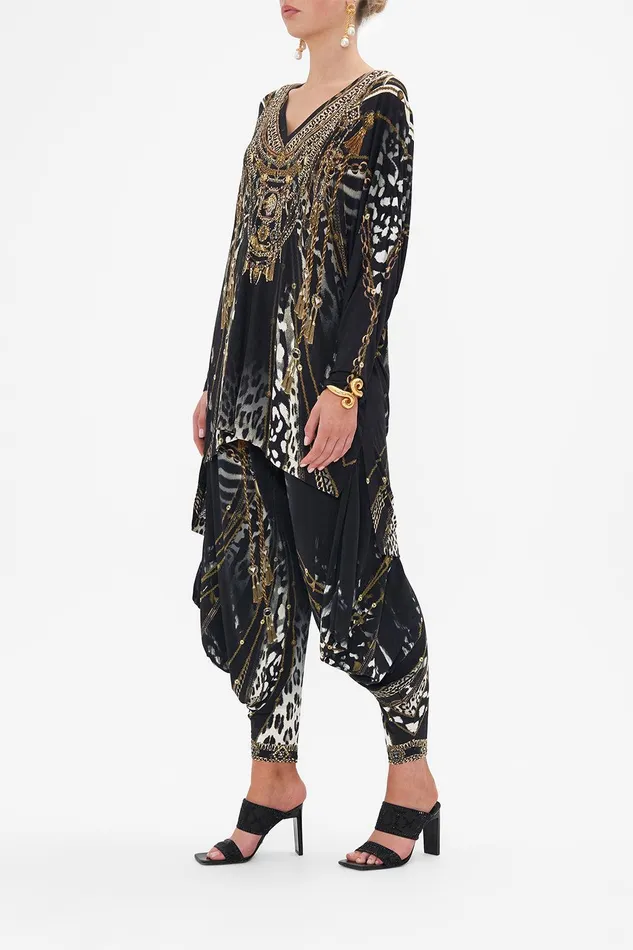 Camilla Tees Side Split Tee 8211 All Over Print Untamed Royalty 8211 Womens Camilla Tees Side Split Tee 8211 All Over Print Untamed Royalty 8211 Womens