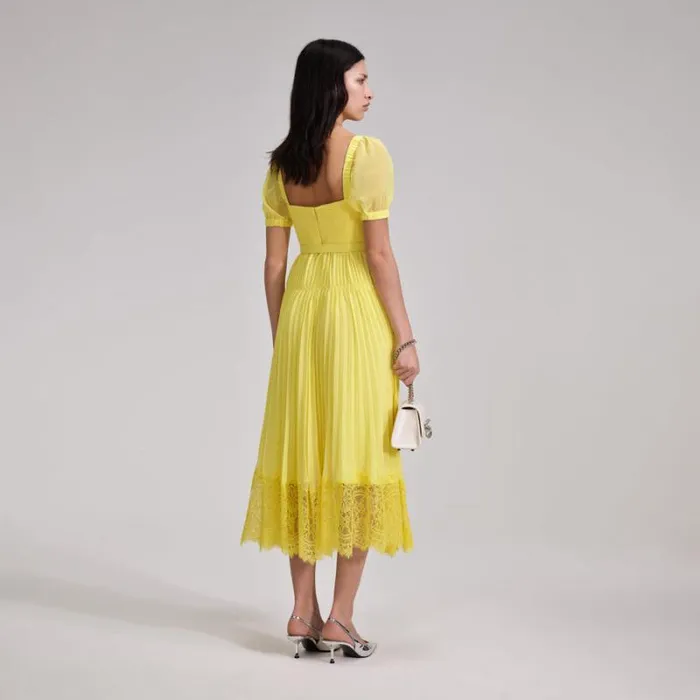Dresses Woman SelfPortrait Yellow Chiffon Lace Detail Midi Dress Dresses Woman SelfPortrait Yellow Chiffon Lace Detail Midi Dress