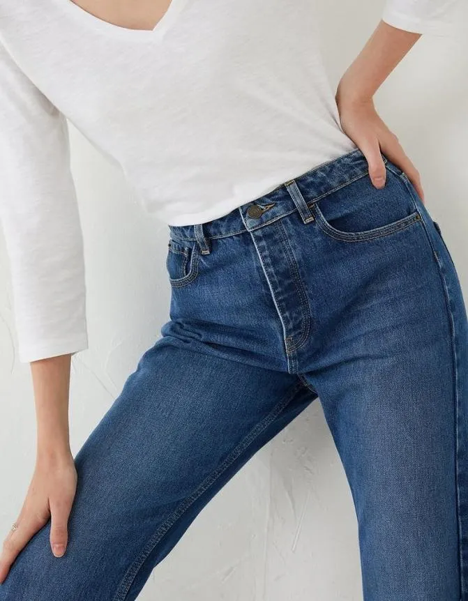 Fatface Jeans and Dungarees Sutton Straight Leg Jeans Mid Blue 8211 Women