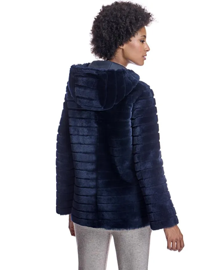 Jackets Women039s Maximilian Hooded Shearling Jacket