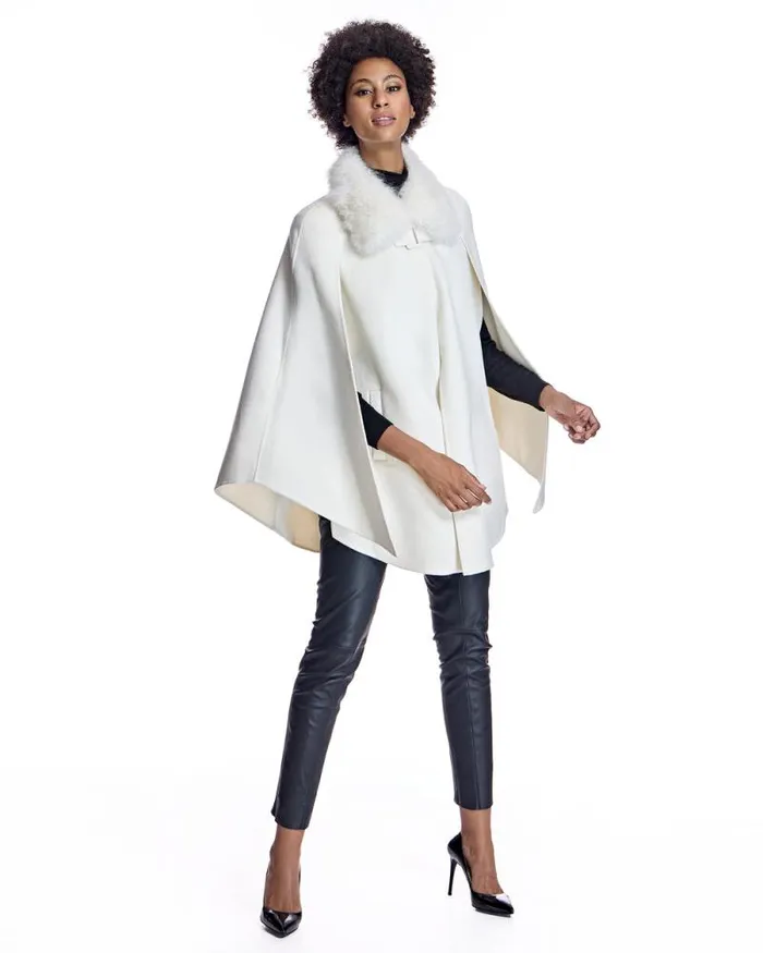 Jackets Women039s Maximilian Julia and Stella Buckle Detailed Cashmere Cape With Dyed Cashmere Goat Trim