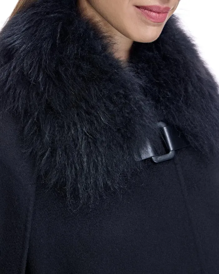 Jackets Women039s Maximilian Julia and Stella Buckle Detailed Cashmere Cape With Dyed Cashmere Goat Trim