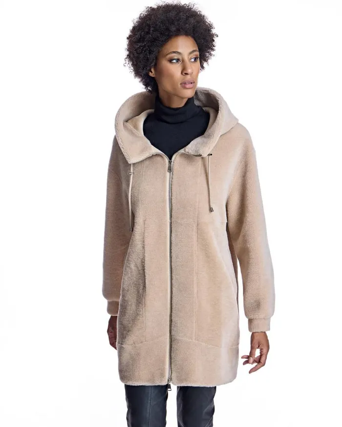 Jackets Women039s Maximilian Julia and Stella Lamb039s Wool Parka