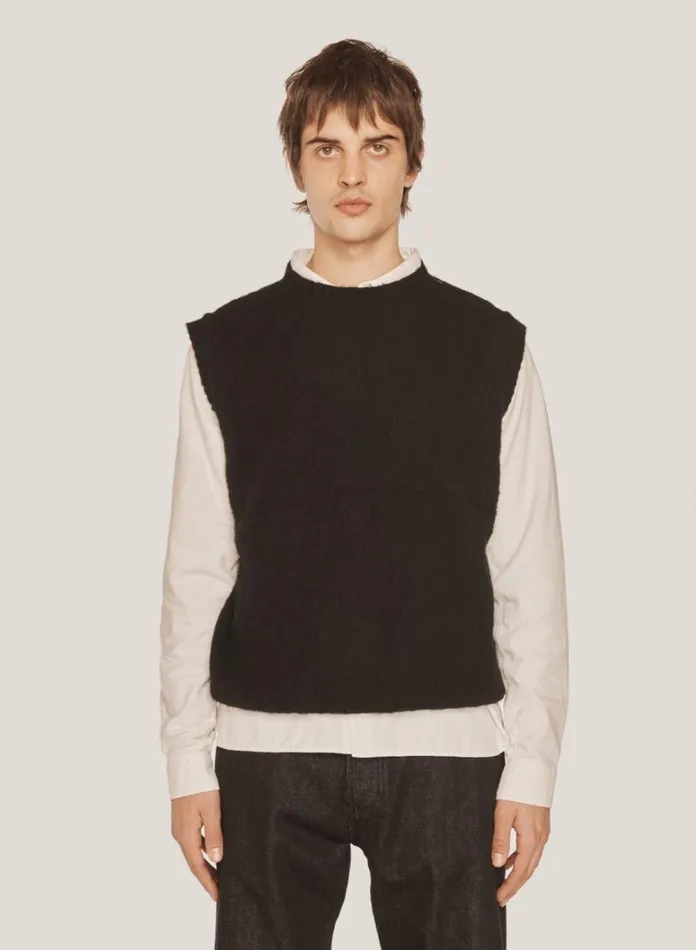 MensWomens Knitwear YMC Crew Neck Vest Black