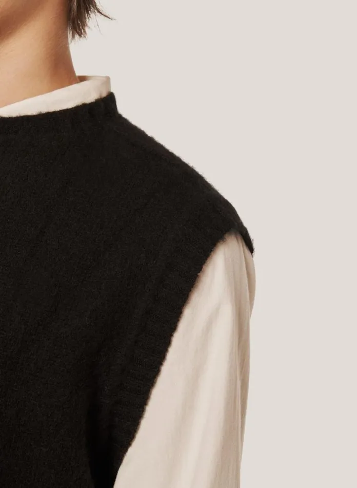 MensWomens Knitwear YMC Crew Neck Vest Black