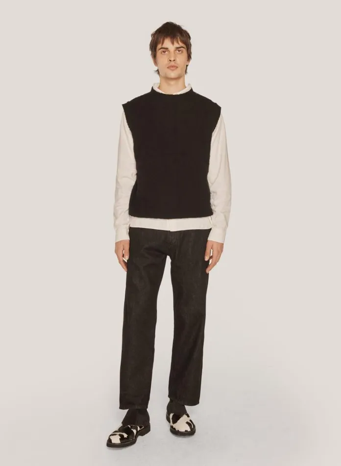 MensWomens Knitwear YMC Crew Neck Vest Black