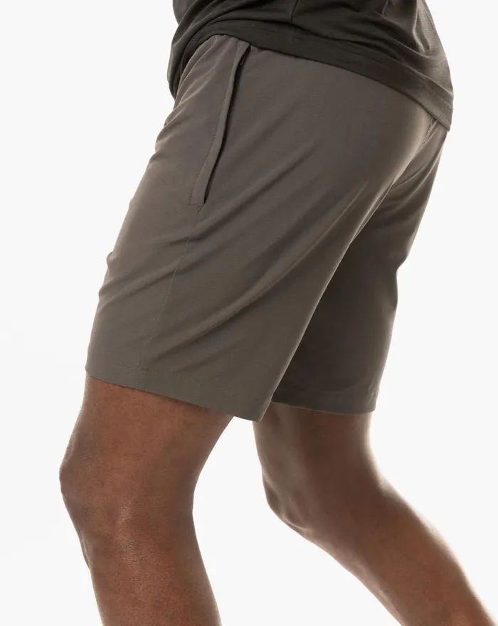 Men Shorts TravisMathew BOARDING TIME 20 ACTIVE SHORT Grey Pinstripe