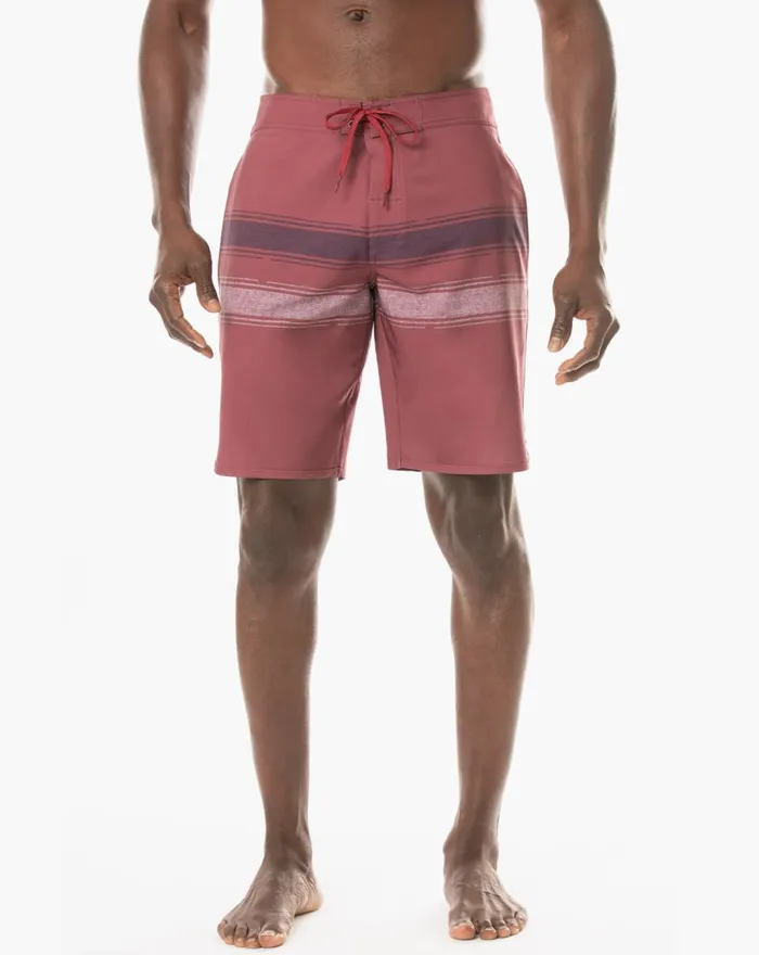 Men Shorts TravisMathew CONFETTI KING BOARDSHORT Ruby Red