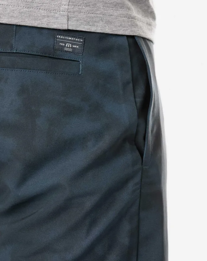 Men Shorts TravisMathew DOCK HEAD SHORT Insignia