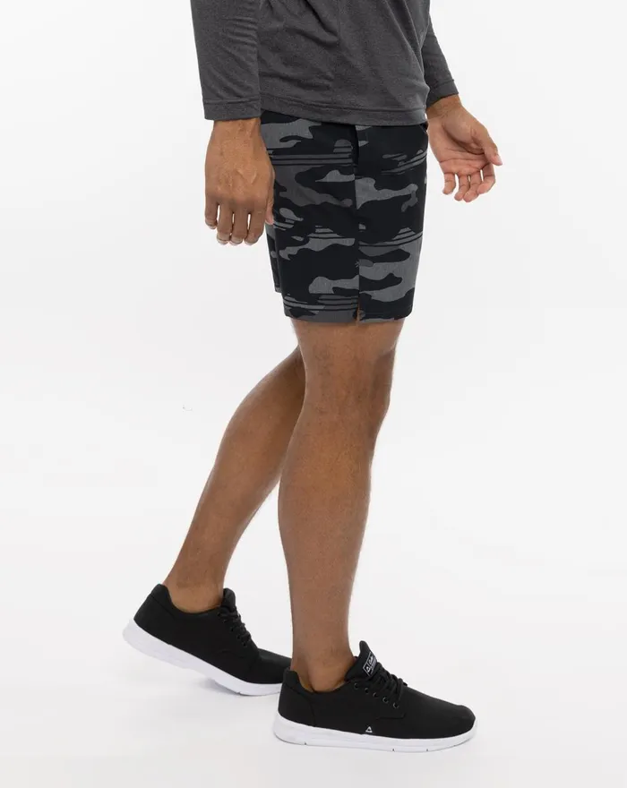 Men Shorts TravisMathew LEADER BOARD ACTIVE SHORT Black