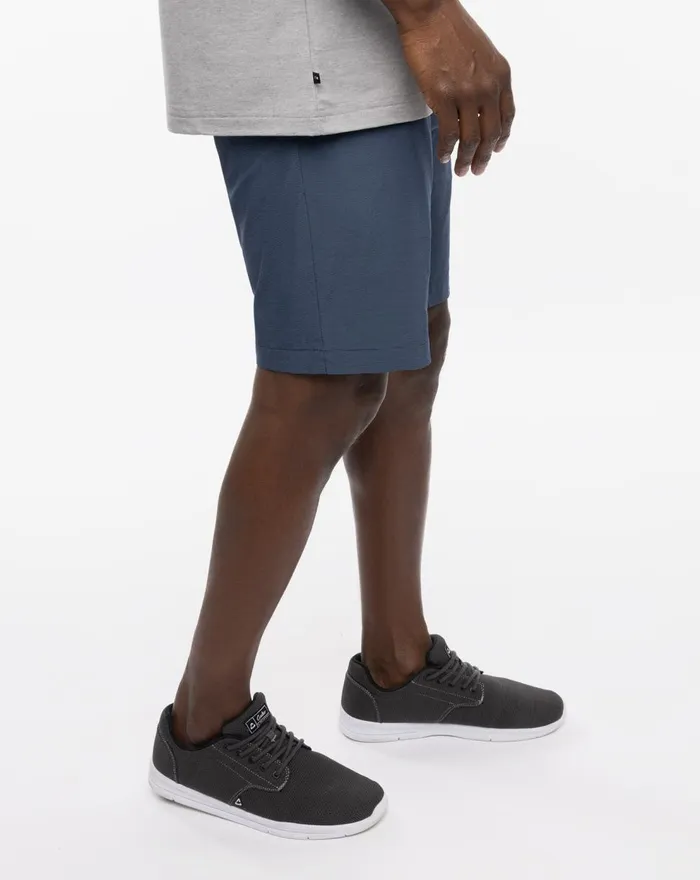 Men Shorts TravisMathew LUCKY HAND SHORT Blue Nightsvintage Indigo