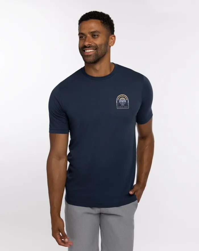 Men Tees TravisMathew FREE DAY TEE Dress Blues