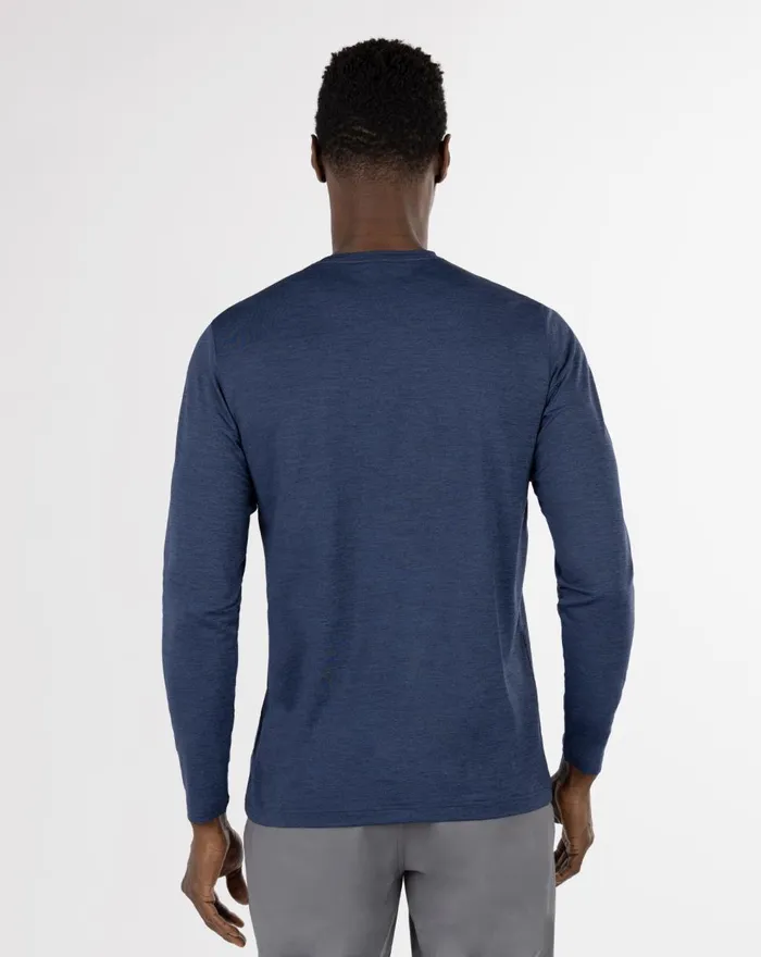 Men Tees TravisMathew PLAY LIST LONG SLEEVE ACTIVE TEE Heather Navy