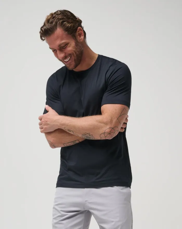 Men Tees TravisMathew RISK TAKER ACTIVE TEE Black