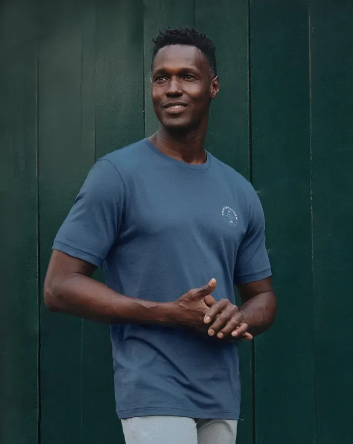 Men Tees TravisMathew ROUGHING IT TEE Insigniavintage Indigo Men Tees TravisMathew ROUGHING IT TEE Insigniavintage Indigo