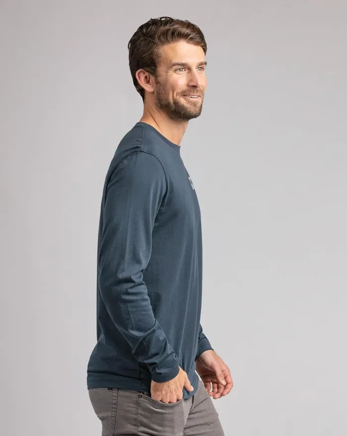 Men Tees TravisMathew SAND CASTLE Blue Nights