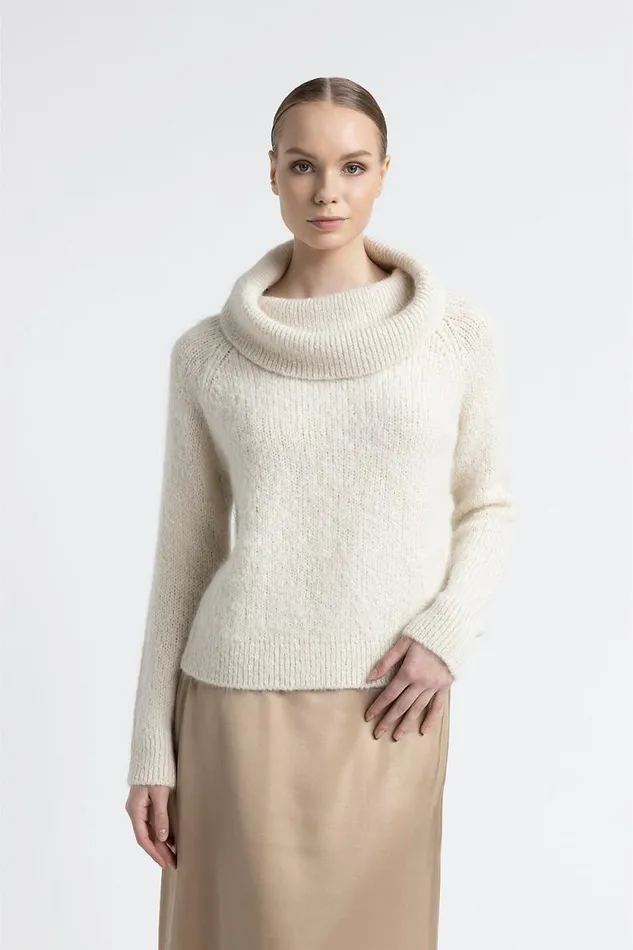 Peserico Knitwear Woman Alpaca And Mohair Bare Shoulder Sweater Natural White