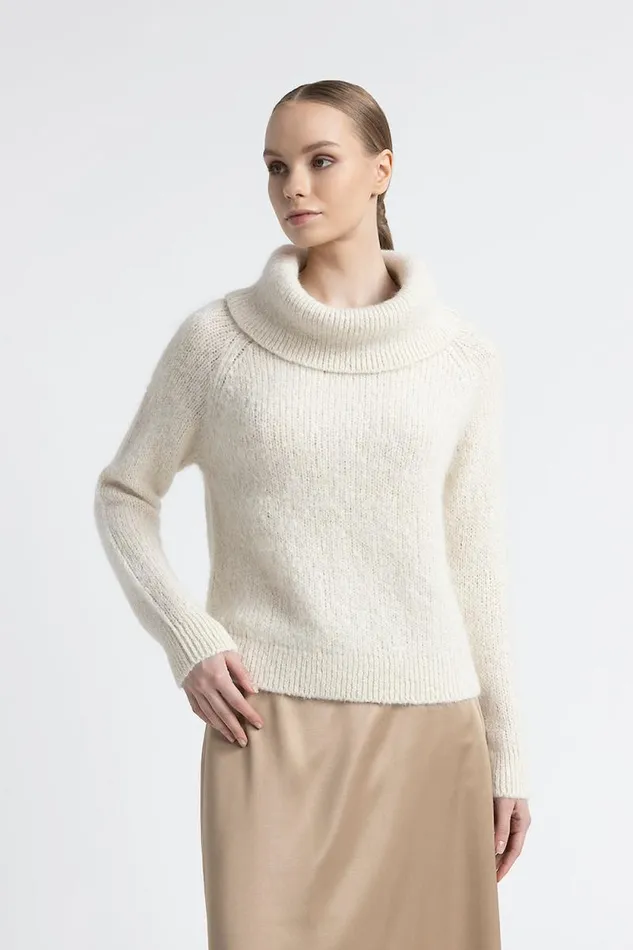 Peserico Knitwear Woman Alpaca And Mohair Bare Shoulder Sweater Natural White Peserico Knitwear Woman Alpaca And Mohair Bare Shoulder Sweater Natural White