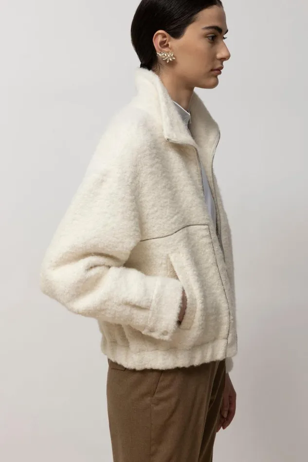 Peserico Outerwear Woman Boucl Wool And Alpaca Jacket Natural White Peserico Outerwear Woman Boucl Wool And Alpaca Jacket Natural White