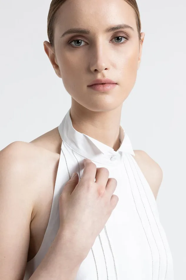 Peserico Shirts And Blouses Woman Sleeveless Shirt With Tuxedo Collar Pure White Peserico Shirts And Blouses Woman Sleeveless Shirt With Tuxedo Collar Pure White