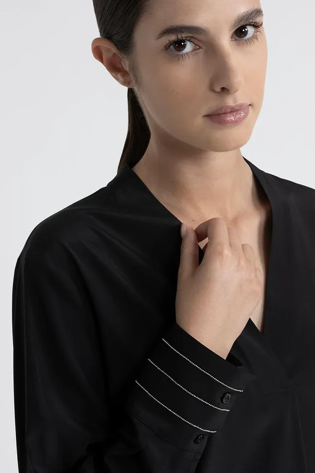 Peserico Shirts And Blouses Woman VNeck Silk Crepe De Chine Blouse Black Peserico Shirts And Blouses Woman VNeck Silk Crepe De Chine Blouse Black