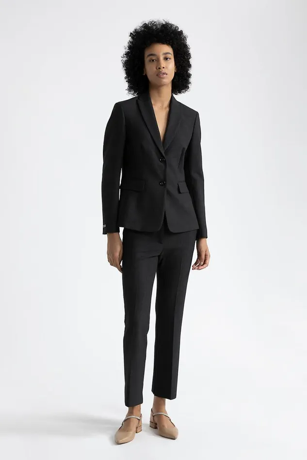 Peserico Trousers Woman TwoWay Stretch Fabric Cigarette Trousers Graphite Peserico Trousers Woman TwoWay Stretch Fabric Cigarette Trousers Graphite