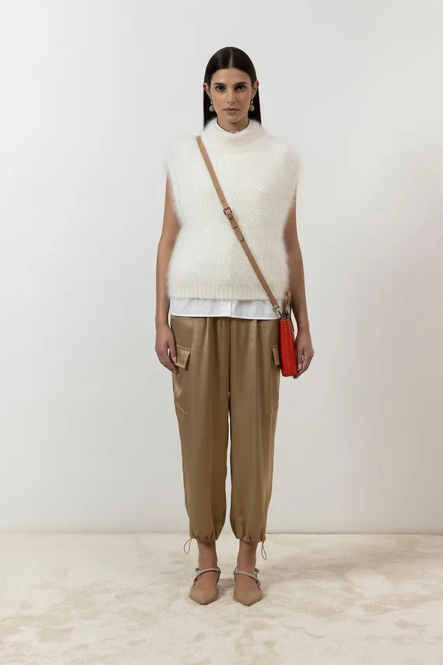 Peserico Trousers Woman Viscose Satin Baggy Cargo Trousers Camel Peserico Trousers Woman Viscose Satin Baggy Cargo Trousers Camel