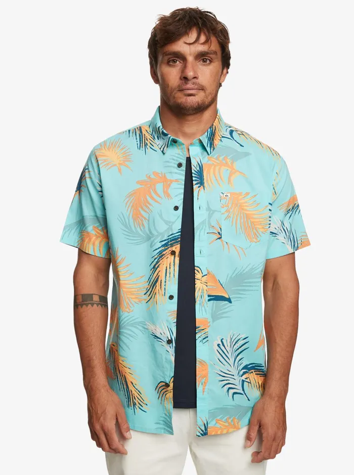 Shirts and Polos Men Quiksilver Tropical Glitch Short Sleeve Shirt Angel Blue Tropical Glitch Shirts and Polos Men Quiksilver Tropical Glitch Short Sleeve Shirt Angel Blue Tropical Glitch