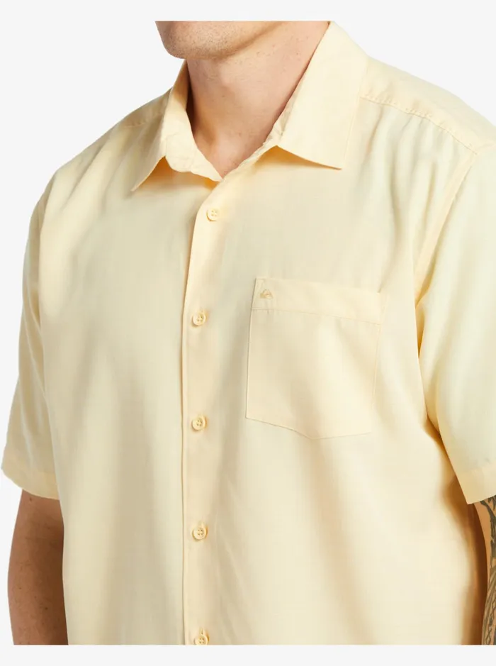 Shirts and Polos Men Quiksilver Waterman Centinela Premium AntiWrinkle Shirt Double Cream Centinella Shirts and Polos Men Quiksilver Waterman Centinela Premium AntiWrinkle Shirt Double Cream Centinella