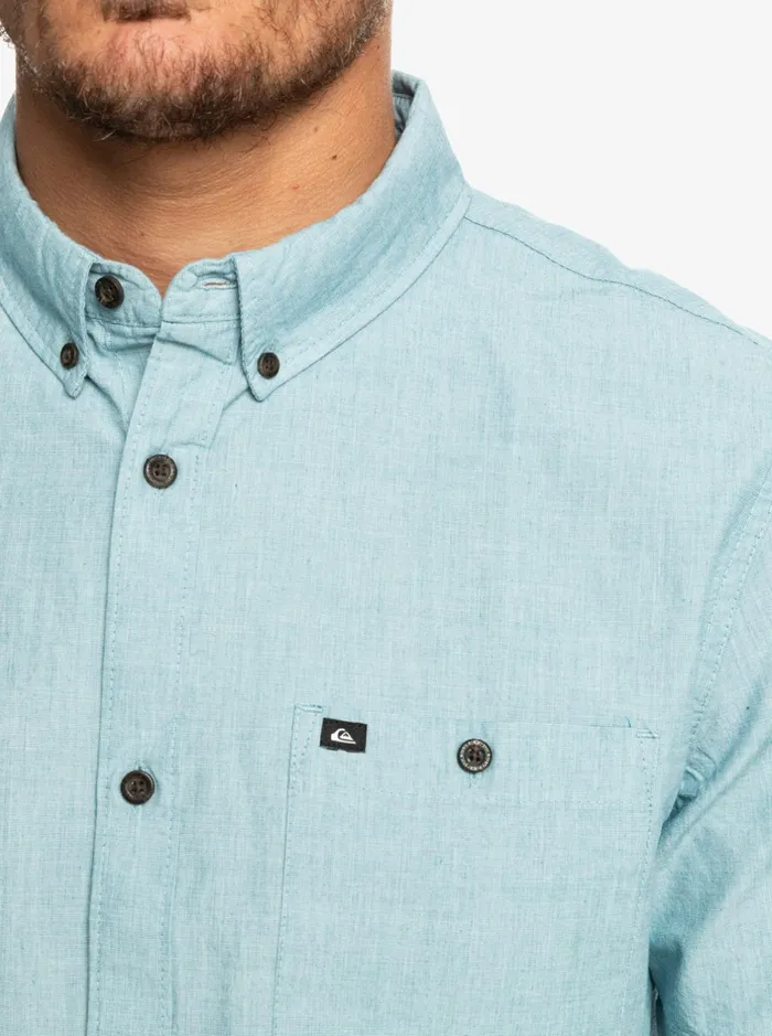 Shirts and Polos Men Quiksilver Winfall Short Sleeve Shirt Moroccan Blue Shirts and Polos Men Quiksilver Winfall Short Sleeve Shirt Moroccan Blue