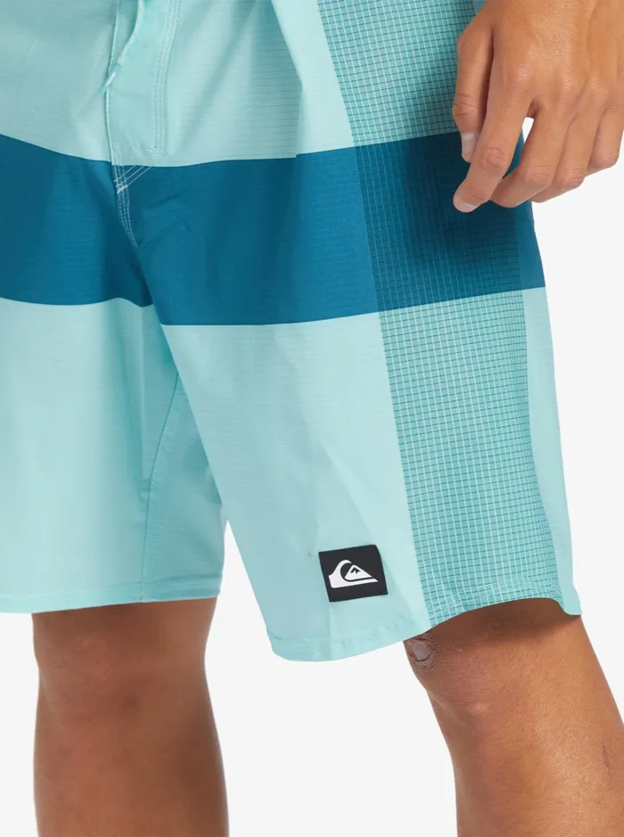 Shorts and Amphibians Men Quiksilver Highline Arch 19034 Boardshorts Angel Blue Shorts and Amphibians Men Quiksilver Highline Arch 19034 Boardshorts Angel Blue