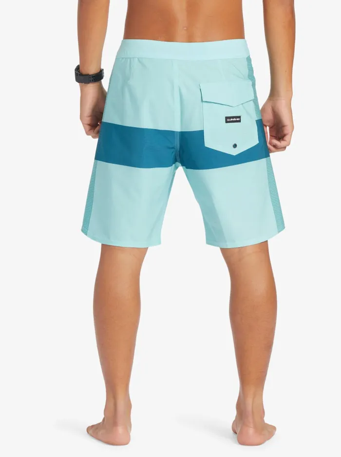 Shorts and Amphibians Men Quiksilver Highline Arch 19034 Boardshorts Angel Blue Shorts and Amphibians Men Quiksilver Highline Arch 19034 Boardshorts Angel Blue