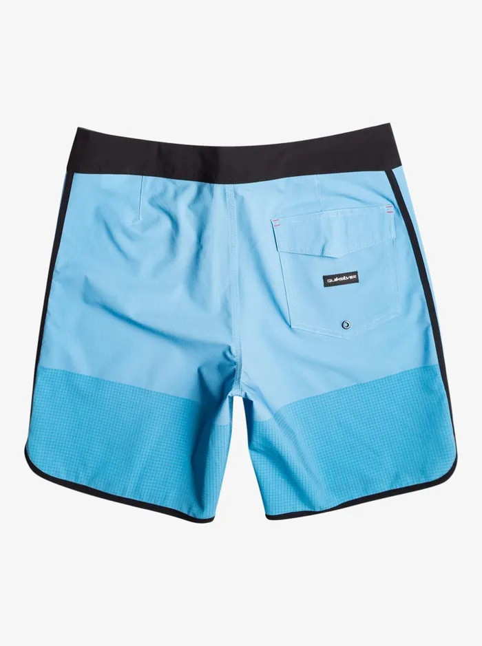 Shorts and Amphibians Men Quiksilver Highline Scallop 19034 Boardshorts Azure Blue Shorts and Amphibians Men Quiksilver Highline Scallop 19034 Boardshorts Azure Blue