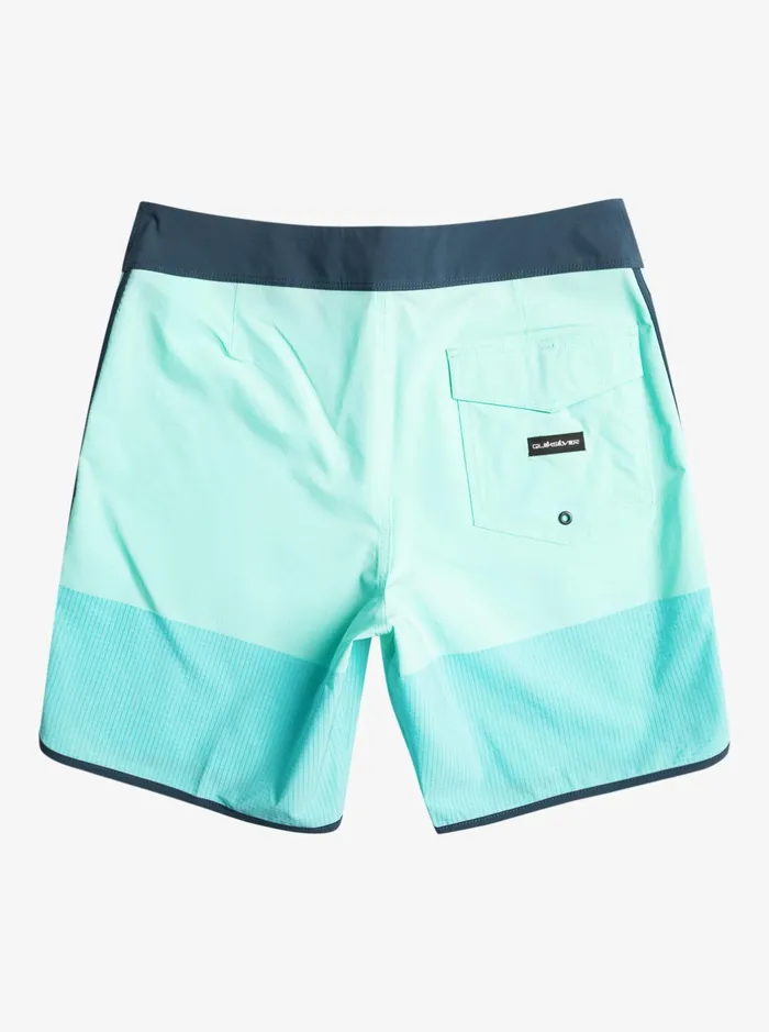 Shorts and Amphibians Men Quiksilver Highline Scallop 19034 Boardshorts Beach Glass Shorts and Amphibians Men Quiksilver Highline Scallop 19034 Boardshorts Beach Glass