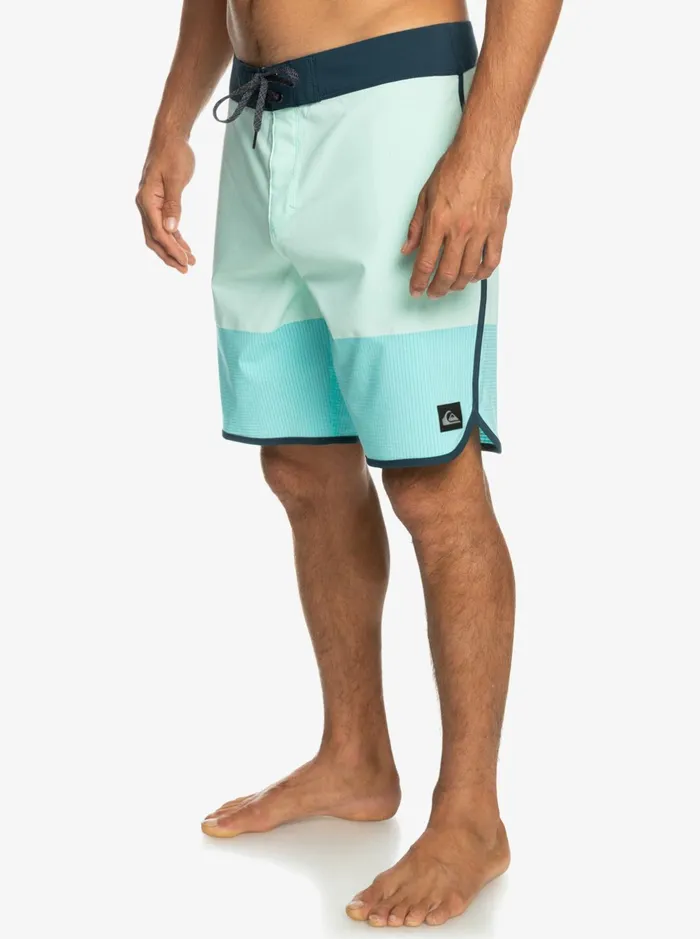 Shorts and Amphibians Men Quiksilver Highline Scallop 19034 Boardshorts Beach Glass Shorts and Amphibians Men Quiksilver Highline Scallop 19034 Boardshorts Beach Glass