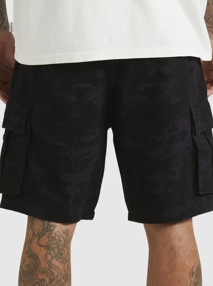 Shorts and Amphibians Men Quiksilver Mikey Cargo Shorts Tarmac Mongrel Camo Shorts and Amphibians Men Quiksilver Mikey Cargo Shorts Tarmac Mongrel Camo