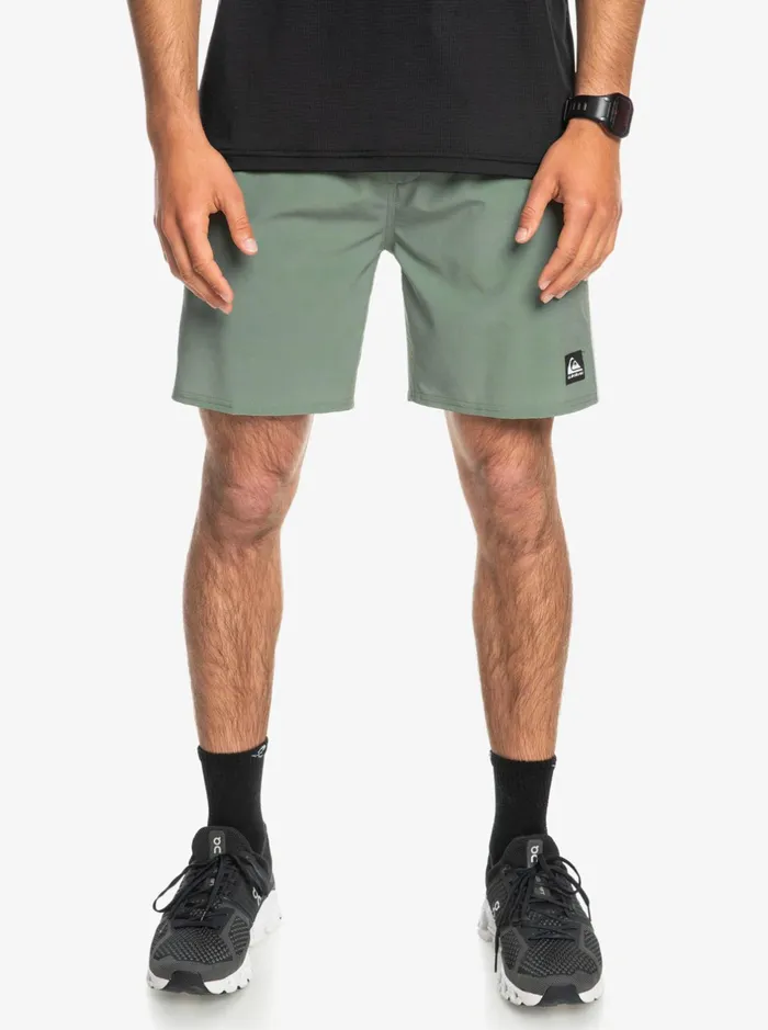 Shorts and Amphibians Men Quiksilver Omni 17034 Training Shorts Laurel Wreath Shorts and Amphibians Men Quiksilver Omni 17034 Training Shorts Laurel Wreath