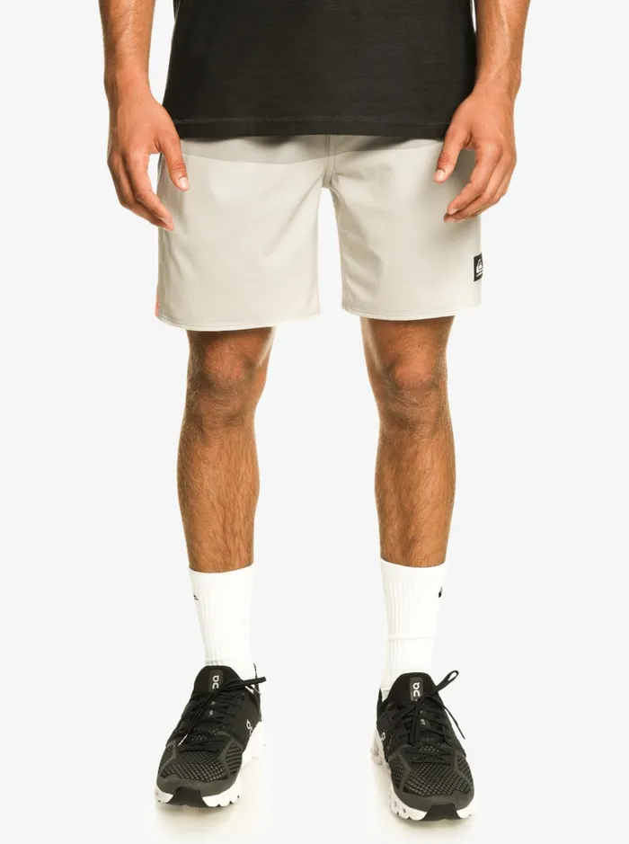 Shorts and Amphibians Men Quiksilver Omni Stretch 17034 Training Shorts Grey Violet Shorts and Amphibians Men Quiksilver Omni Stretch 17034 Training Shorts Grey Violet