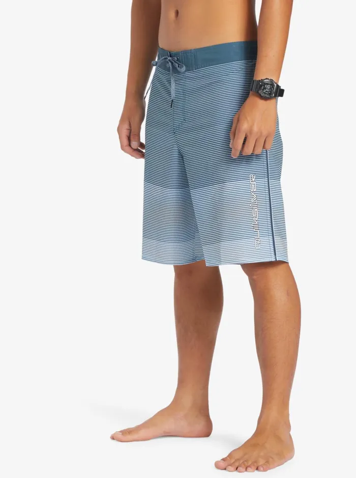 Shorts and Amphibians Men Quiksilver Surfsilk Massive 20034 Boardshorts Midnight Navy Shorts and Amphibians Men Quiksilver Surfsilk Massive 20034 Boardshorts Midnight Navy