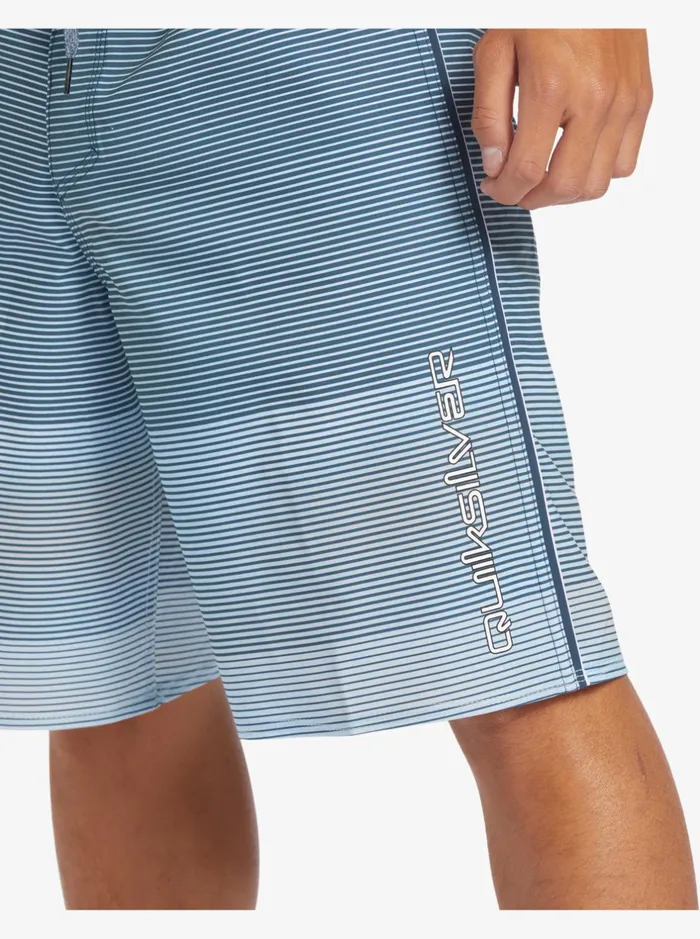 Shorts and Amphibians Men Quiksilver Surfsilk Massive 20034 Boardshorts Midnight Navy Shorts and Amphibians Men Quiksilver Surfsilk Massive 20034 Boardshorts Midnight Navy