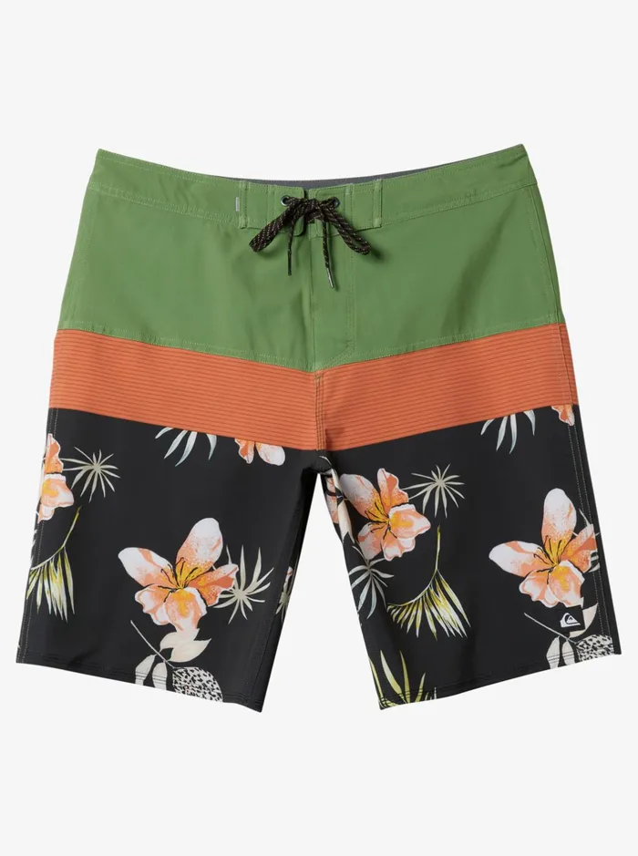 Shorts and Amphibians Men Quiksilver Surfsilk Panel 20034 Boardshorts Black