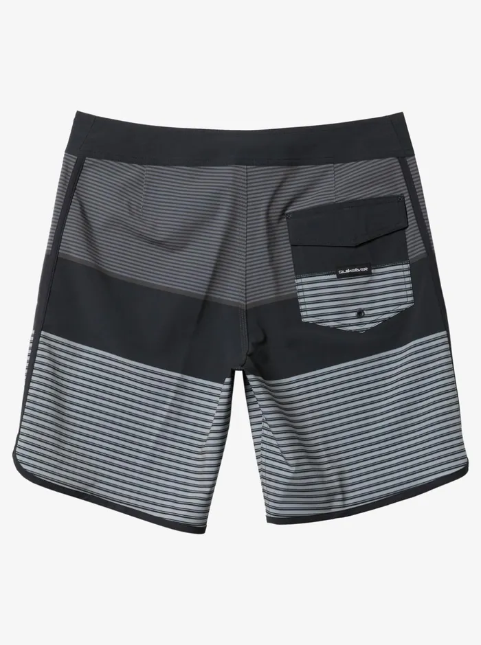 Shorts and Amphibians Men Quiksilver Surfsilk Tijuana 19034 Boardshorts Black Shorts and Amphibians Men Quiksilver Surfsilk Tijuana 19034 Boardshorts Black