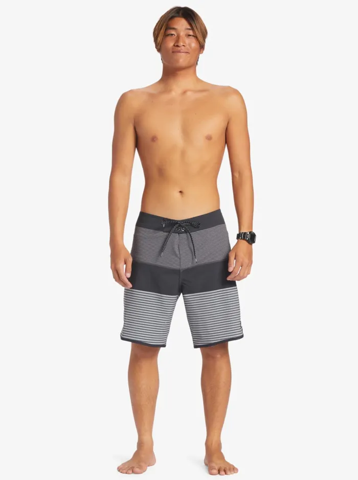 Shorts and Amphibians Men Quiksilver Surfsilk Tijuana 19034 Boardshorts Black Shorts and Amphibians Men Quiksilver Surfsilk Tijuana 19034 Boardshorts Black